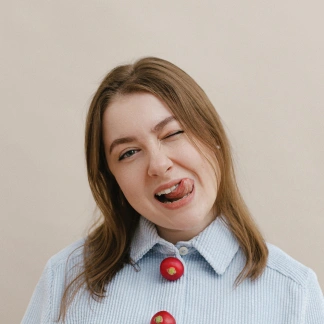 Dasha Pavlova with radish