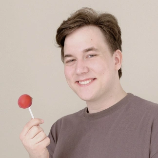 Lesha Ganin with radish